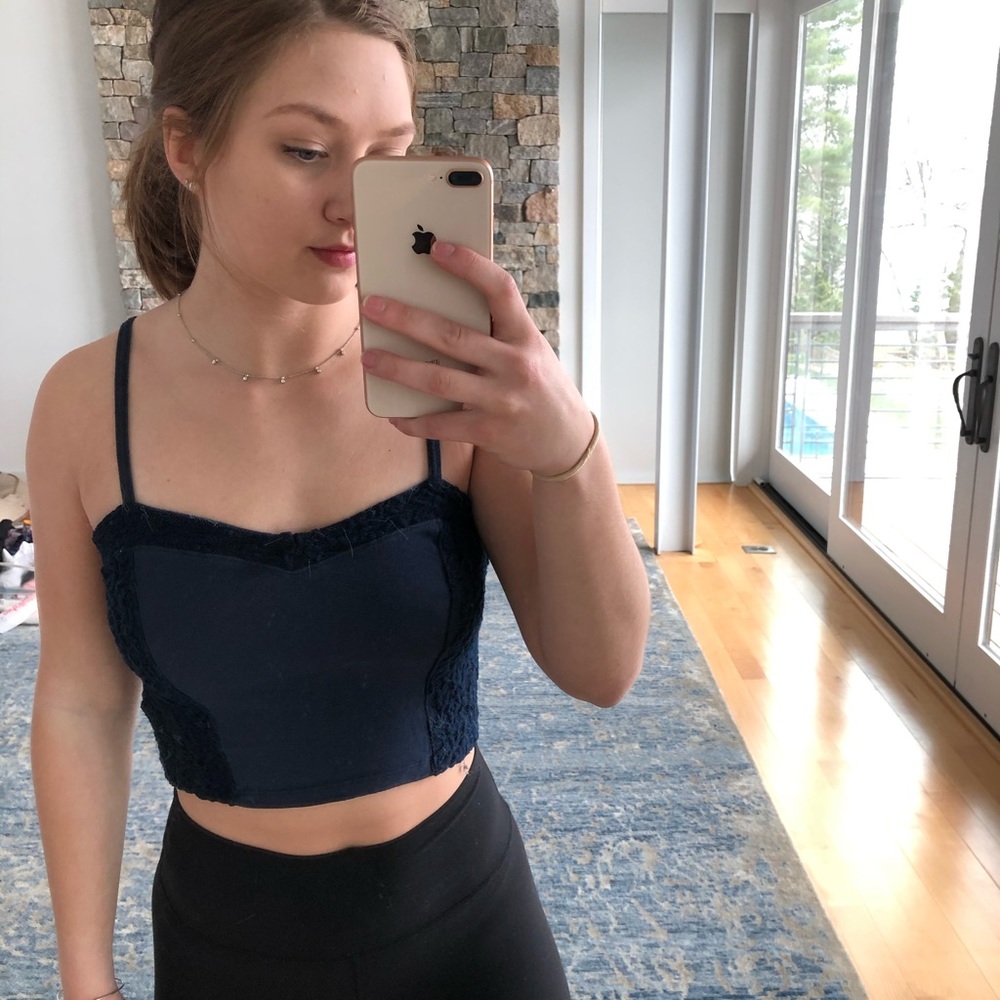 navy croptop